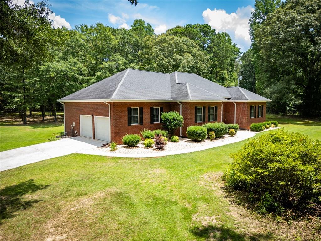 606 Higgins Road Jackson, GA 30233 - Photo 7 of 49