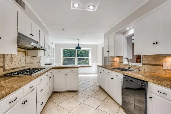 $6,000 | 10534 Royal Springs Drive, Dallas, TX 75229