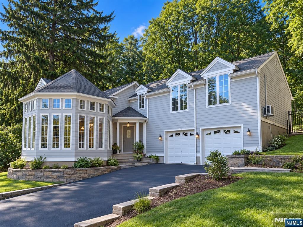 35 Sunnyhill Road Dover, NJ 07801 - Photo 4 of 50 Gallery Image 4
