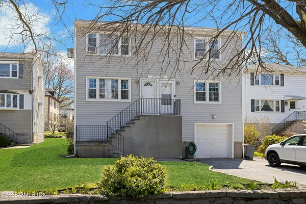 $5,200 | 171 1/2 Henry Street, Unit A, Greenwich, CT 06830