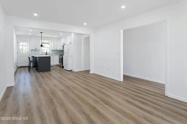 $5,200 | 171 1/2 Henry Street, Unit A, Greenwich, CT 06830