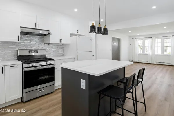 $5,200 | 171 1/2 Henry Street, Unit A, Greenwich, CT 06830