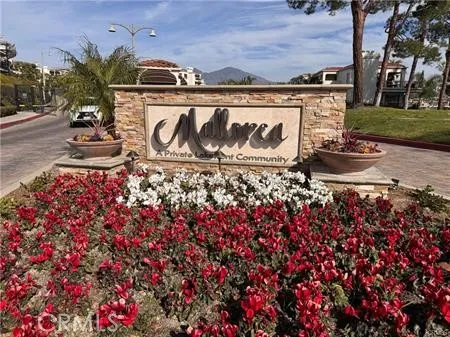 a view of a lake with houses
