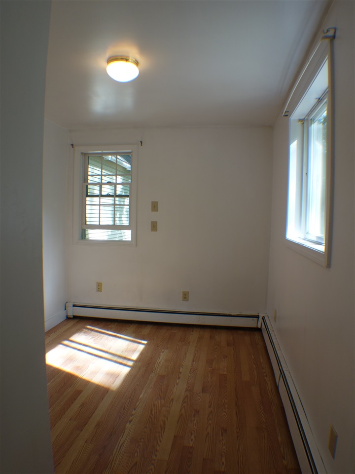 5 Old Landing Road Durham, NH 03824 - Photo 7 of 20