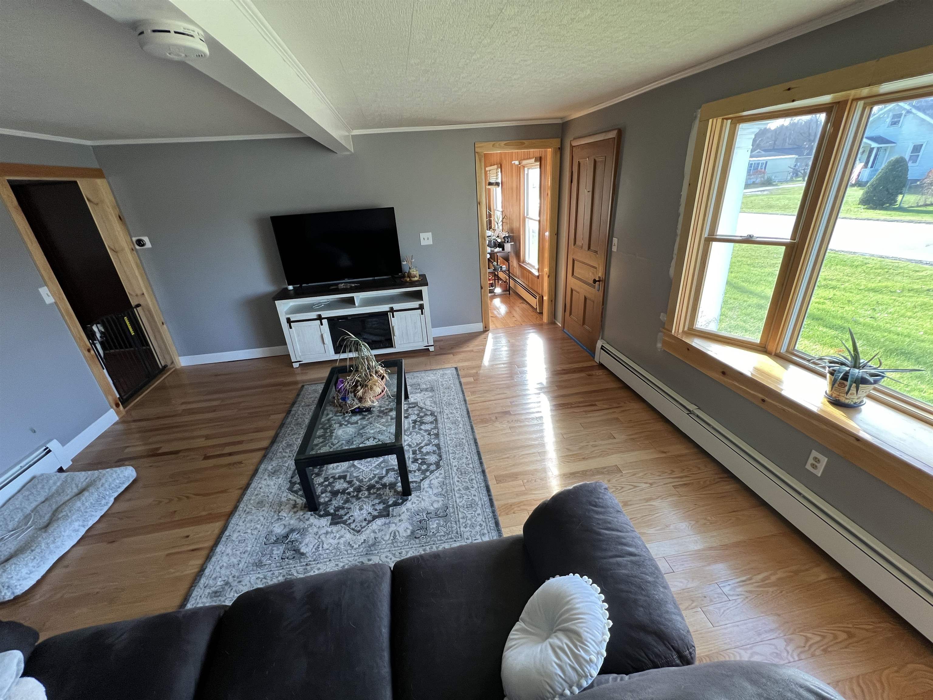 566 Vermont Rte 7a Shaftsbury, VT 05262 - Photo 3 of 34 Gallery Image 3