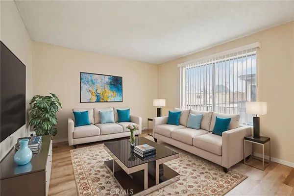 $350,000 | 5500 Ackerfield Avenue, Unit 412, Long Beach, CA 90805