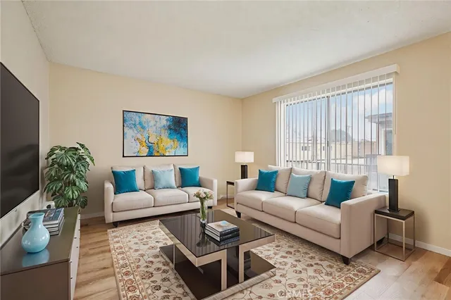 $350,000 | 5500 Ackerfield Avenue, Long Beach, CA 90805