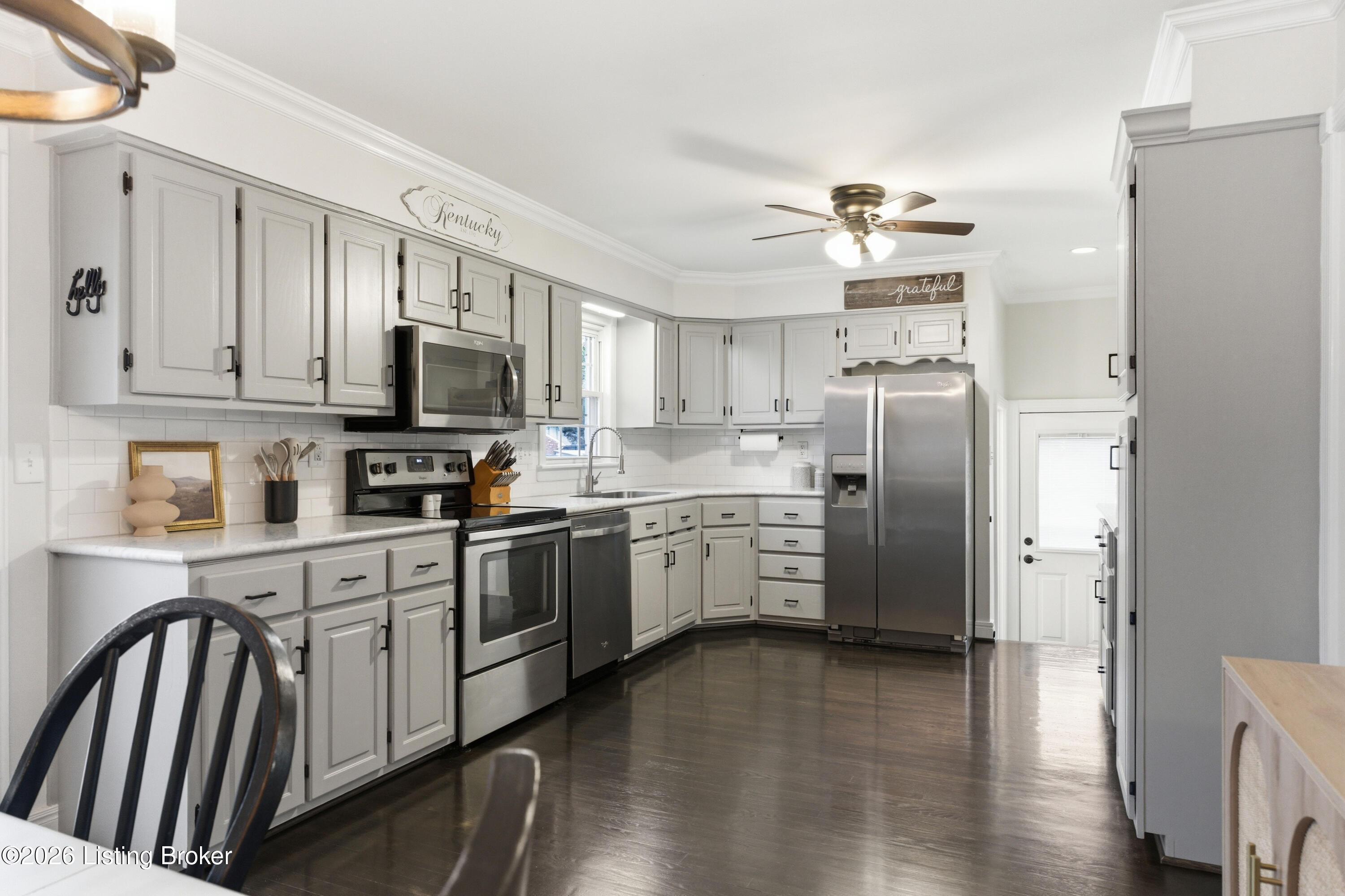 2859 Sheldon Road Louisville, KY 40218 - Photo 19 of 44 DSC09060