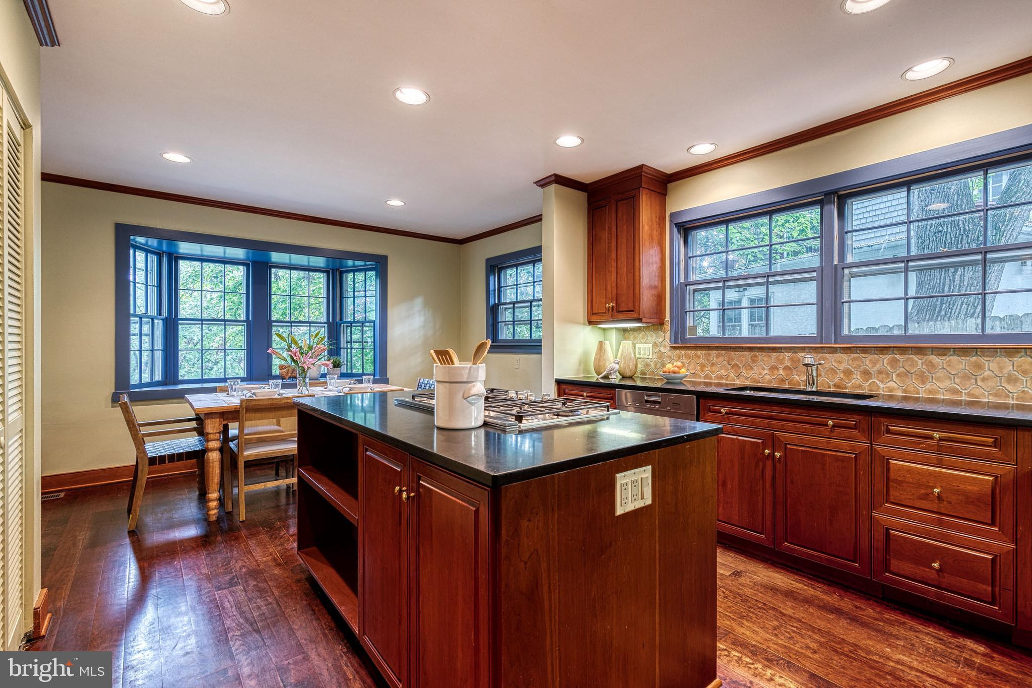 600 Edgevale Road Baltimore, MD 21210 - Photo 26 of 58