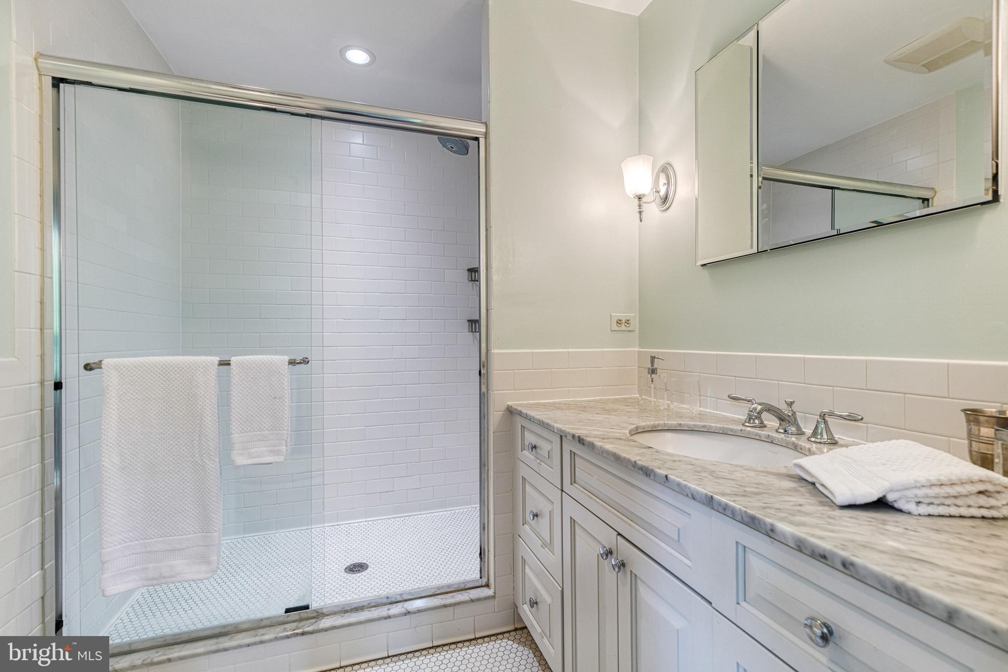 600 Edgevale Road Baltimore, MD 21210 - Photo 40 of 58