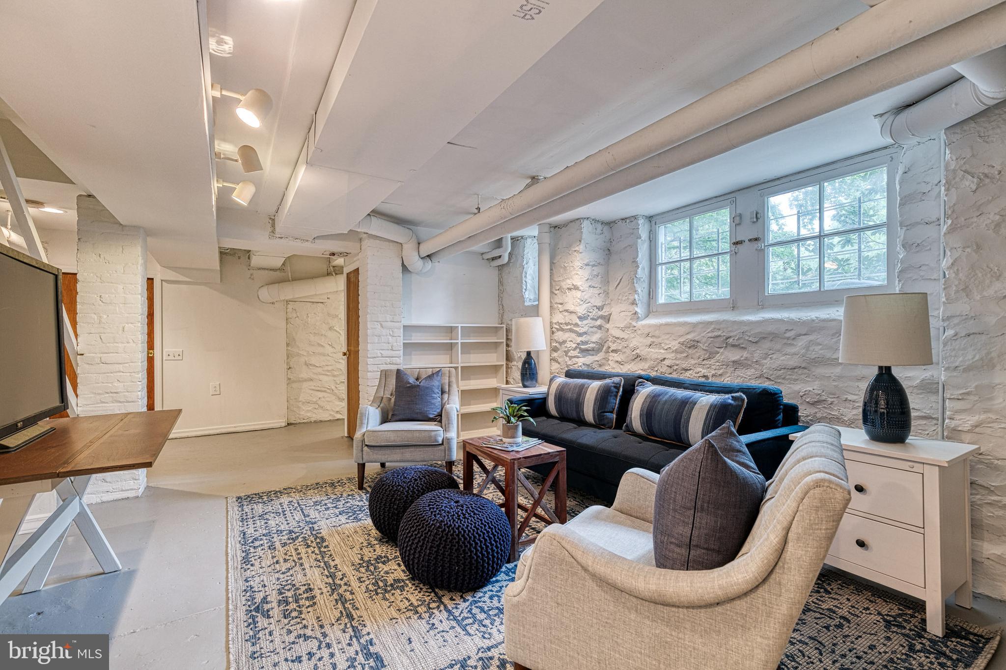 600 Edgevale Road Baltimore, MD 21210 - Photo 47 of 58