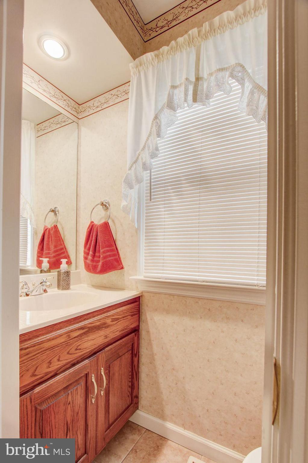3107 Wheatlyn Road York, PA 17402 - Photo 11 of 28 Gallery Image 11