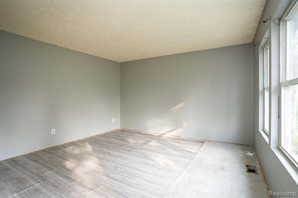 4052 South Harvard Avenue Baldwin, MI 49304 - Photo 12 of 43