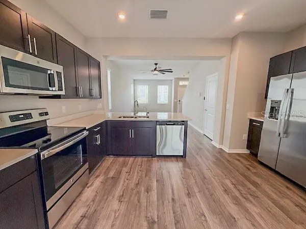 $1,950 | 6334 Fairmont Lane, Palmetto, FL 34221