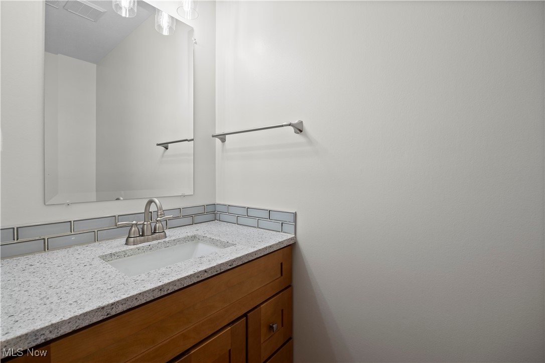 1711 Gulf Road Elyria, OH 44035 - Photo 25 of 50 Bathroom featuring vanity