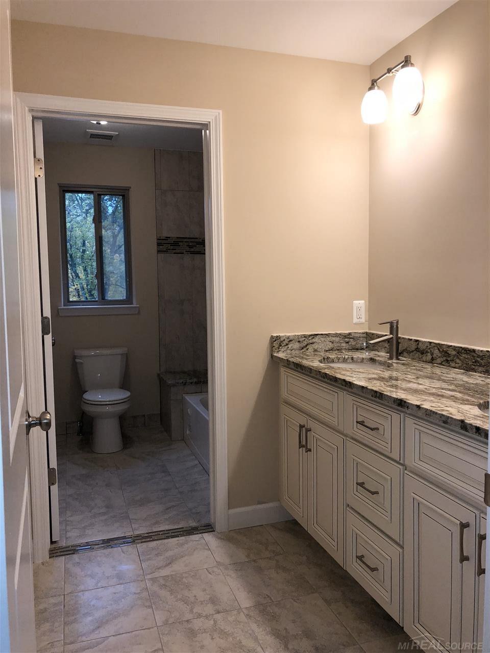 54750 Ridge Road New Baltimore, MI 48047 - Photo 22 of 25