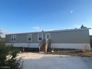 $1,600 | 435 South Zambria Street, Clewiston, FL 33440