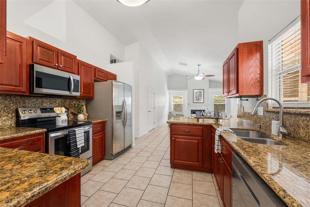6220 Southwest 81 Street Gainesville, FL 32608 - Photo 11 of 39