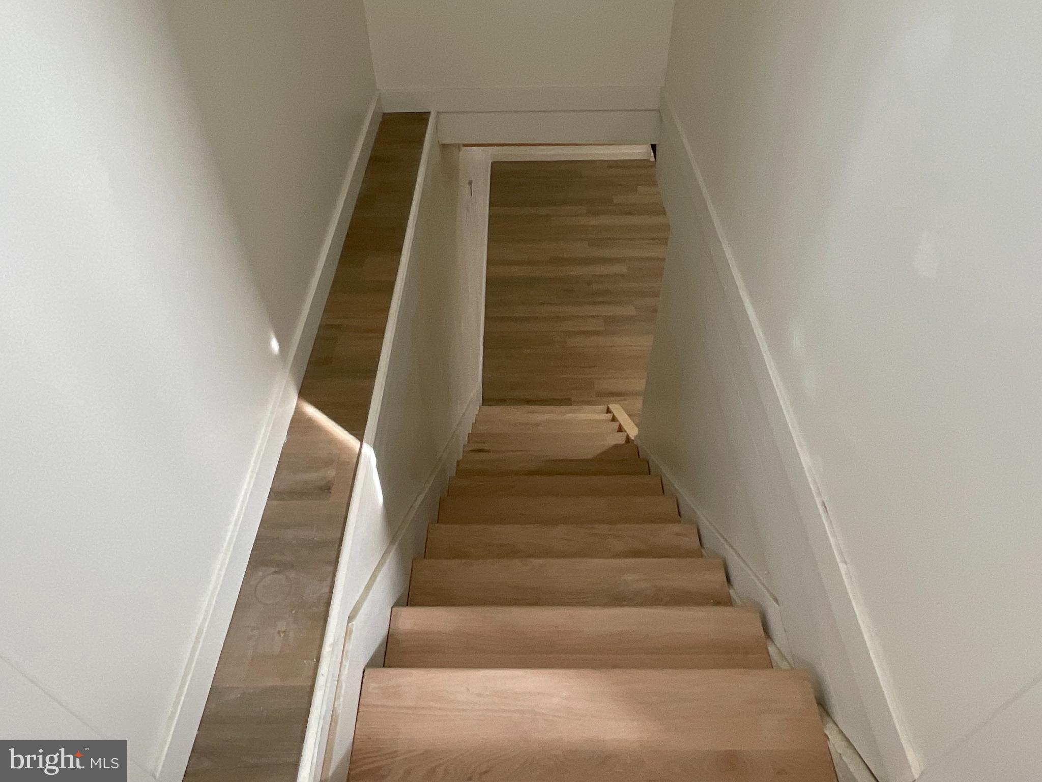 75 Center Road Lehighton, PA 18235 - Photo 34 of 57 Inviting descent into modern elegance.