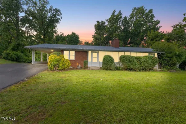 $244,900 | 104-106 Hickory Drive, Greeneville, TN 37745