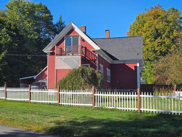 $380,000 | 218 Highland Avenue, Gardiner, ME 04345