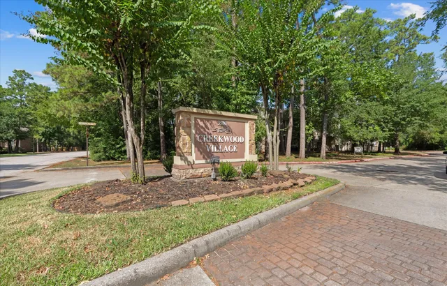 $1,350 | 3500 Tangle Brush Drive, Unit 144, The Woodlands, TX 77381
