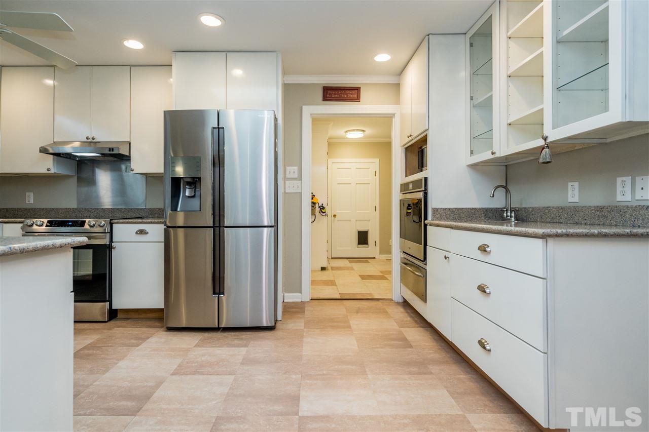 4400 Boxwood Road Raleigh, NC 27612 - Photo 11 of 30