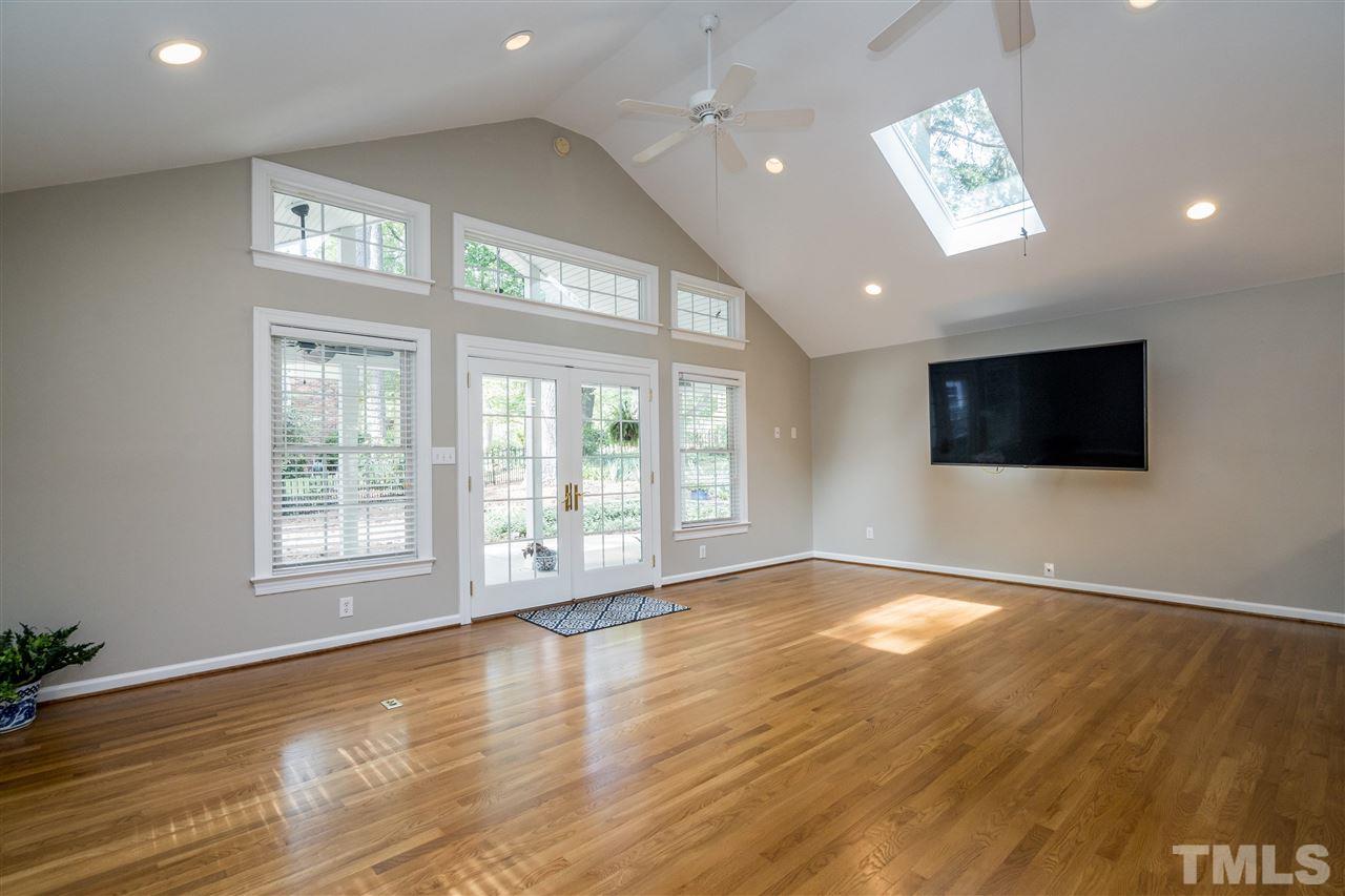 4400 Boxwood Road Raleigh, NC 27612 - Photo 14 of 30