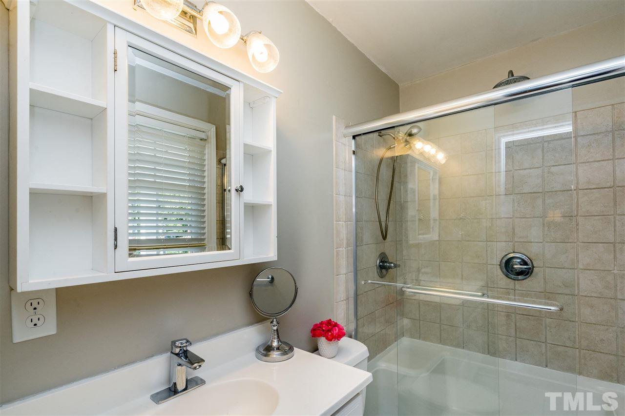 4400 Boxwood Road Raleigh, NC 27612 - Photo 20 of 30