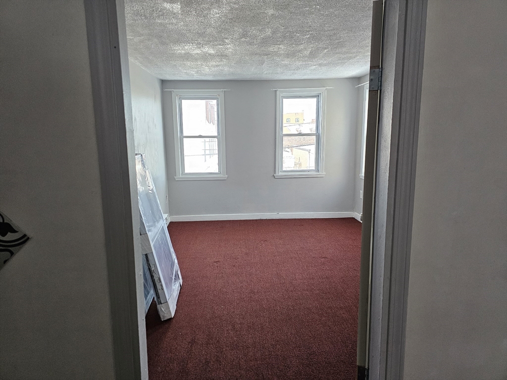 38 Union Street, Unit B Lowell, MA 01852 - Photo 5 of 12