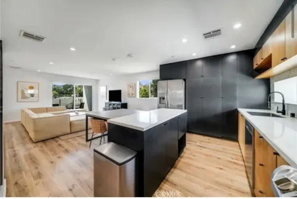 $5,300 | 1943 Carmen Avenue, Los Angeles, CA 90068