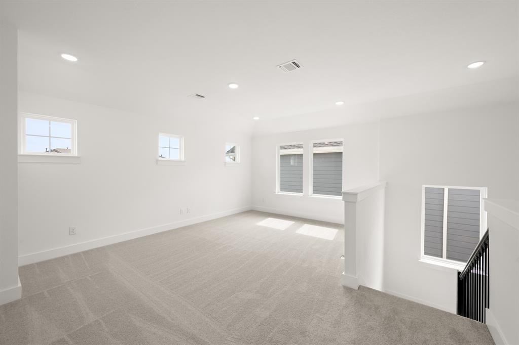 1729 Nesting Robin Lane Krum, TX 76249 - Photo 23 of 27 1729 Nesting Robin- Loft-1