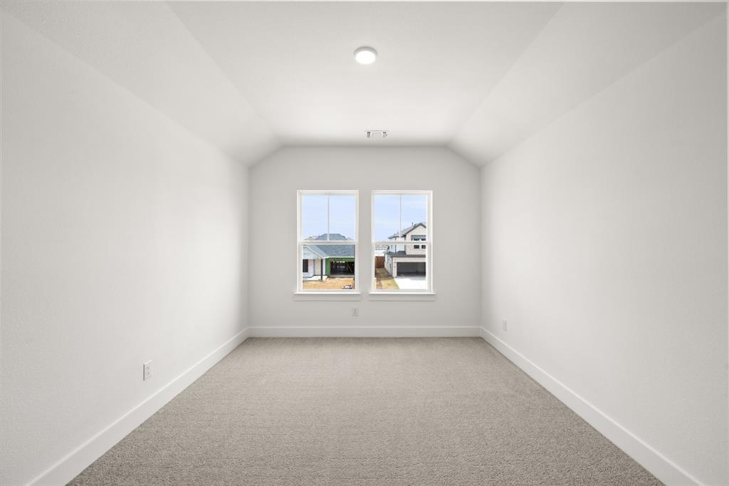 1729 Nesting Robin Lane Krum, TX 76249 - Photo 25 of 27 1729 Nesting Robin- Bedroom-3