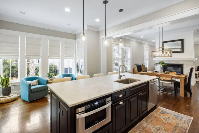 $1,749,000 | 1566 Lindsey Creek Drive, Mount Pleasant, SC 29466