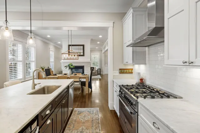 $1,749,000 | 1566 Lindsey Creek Drive, Mount Pleasant, SC 29466