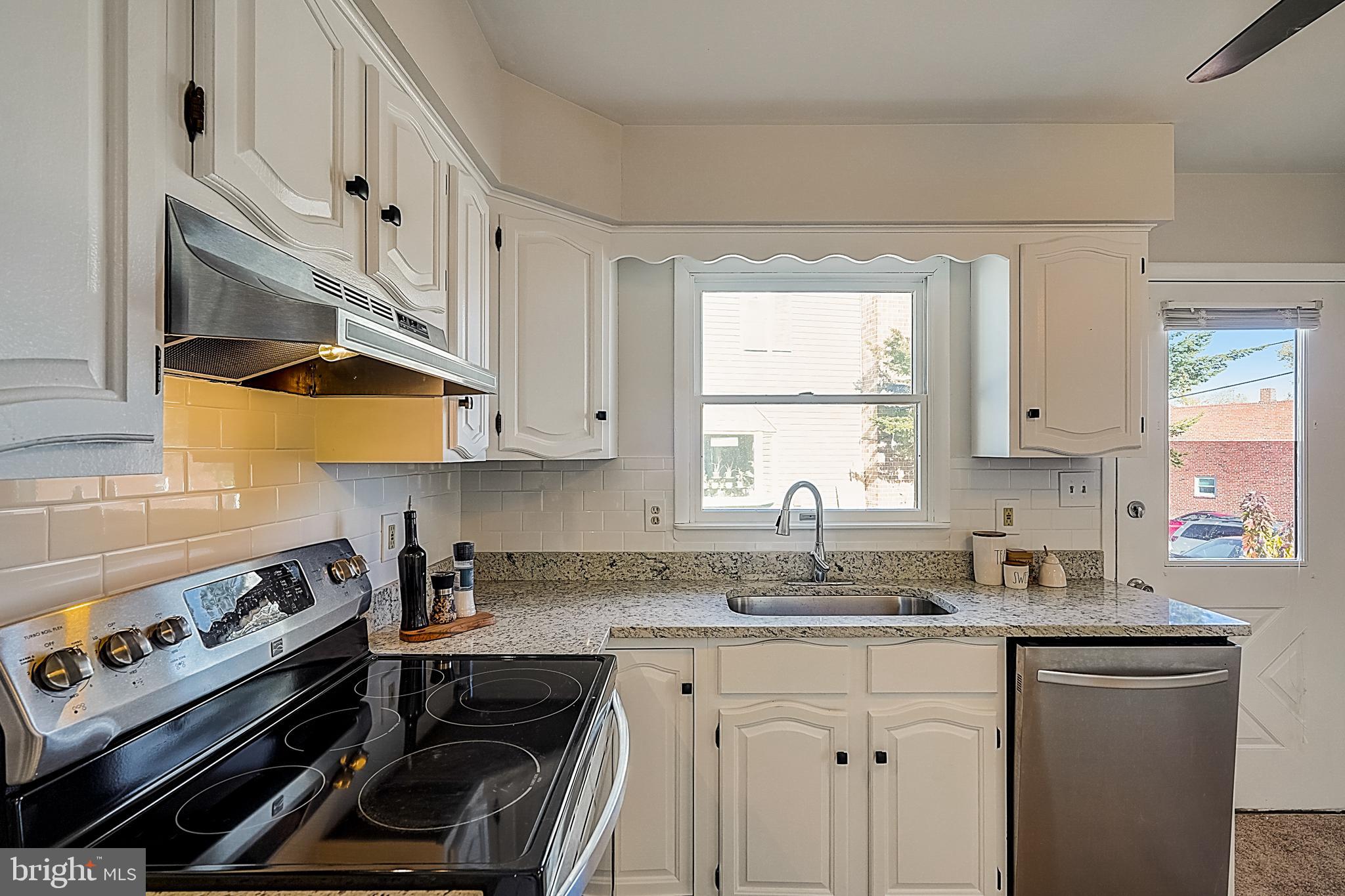 3904 Inner Circle Baltimore, MD 21225 - Photo 12 of 66 Gallery Image 12