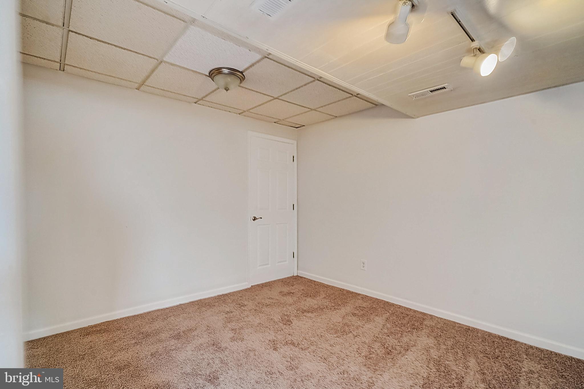 3904 Inner Circle Baltimore, MD 21225 - Photo 46 of 66 Gallery Image 46