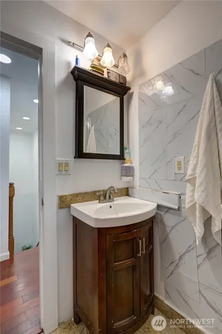 $600,000 | 20705 13th Avenue South, SeaTac, WA 98198