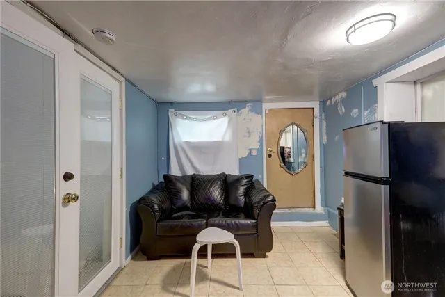 $600,000 | 20705 13th Avenue South, SeaTac, WA 98198