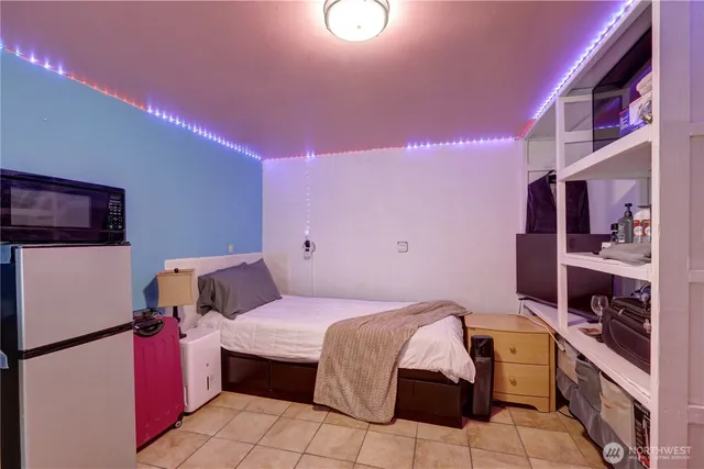 $600,000 | 20705 13th Avenue South, SeaTac, WA 98198