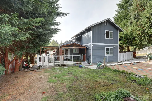 $600,000 | 20705 13th Avenue South, SeaTac, WA 98198