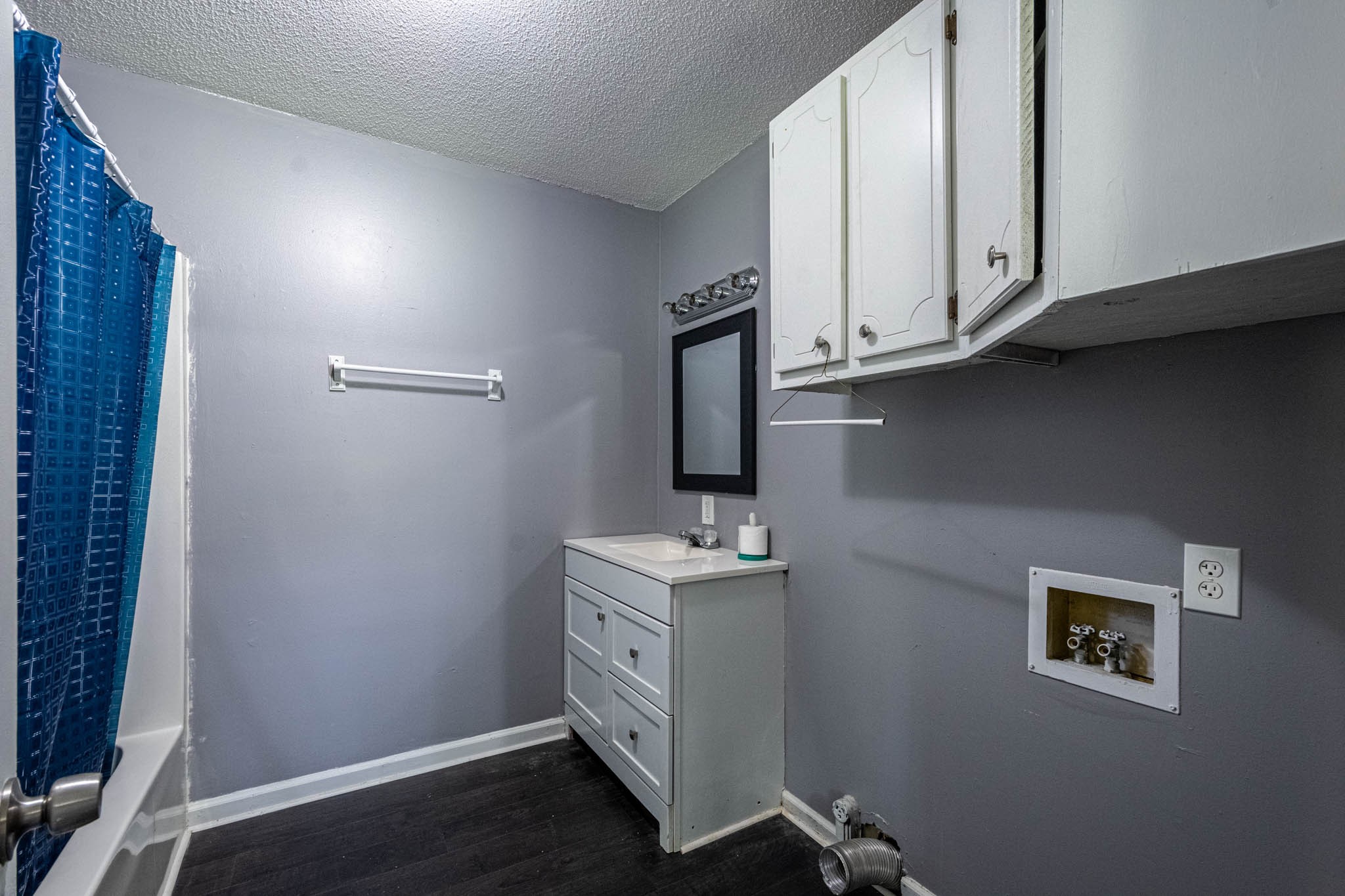 500 Bodenham Road Pulaski, TN 38478 - Photo 10 of 70 a view of cabinets with wooden floor