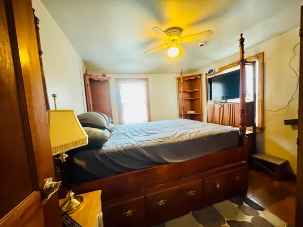 $2,500 | 3743 South 59th Avenue, Cicero, IL 60804