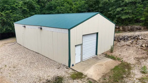 $220,000 | Point Plaza, Edwards, MO 65326