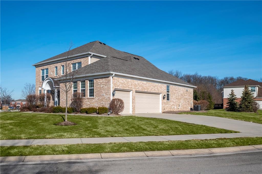 3972 Long Ridge Boulevard Carmel, IN 46074 - Photo 3 of 35 Gallery Image 3
