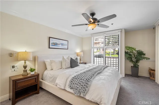 $999,000 | 555 Esplanade, Unit 320, Redondo Beach, CA 90277