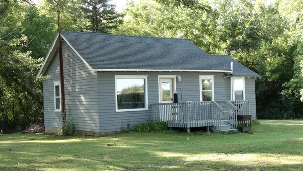 $159,800 | 404 12th Avenue Southeast, Elbow Lake, MN 56531