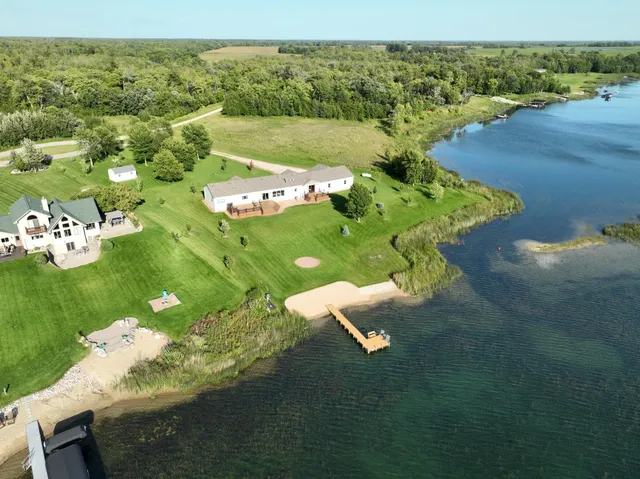 $799,950 | 39949 Sunset Shores Road Southeast, Mentor, MN 56736