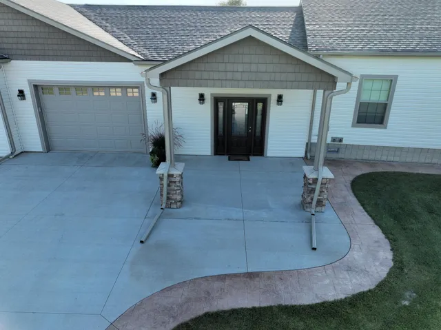 $799,950 | 39949 Sunset Shores Road Southeast, Mentor, MN 56736