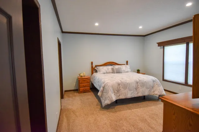 $799,950 | 39949 Sunset Shores Road Southeast, Mentor, MN 56736